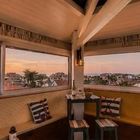 Corta Tower, High Comfort, Beaches Within Walking Distance